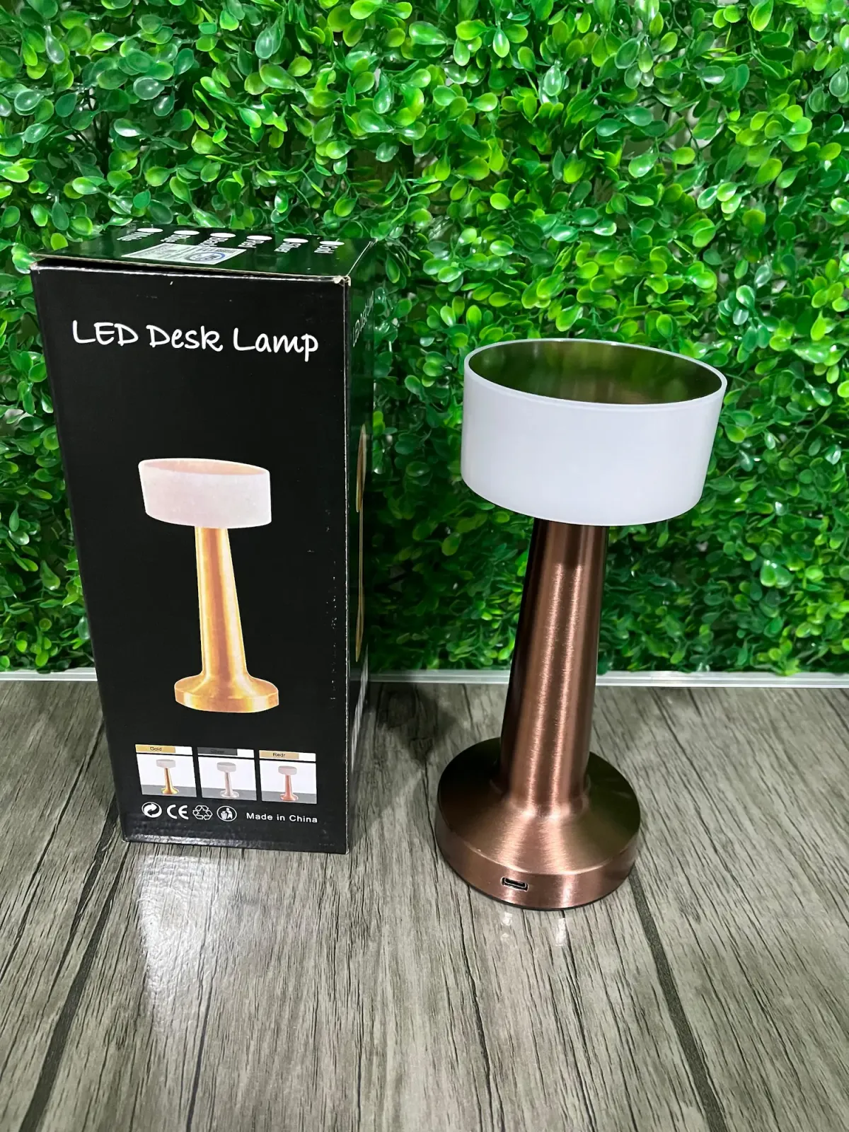 led desk lamp touch control with usb charging and metal design